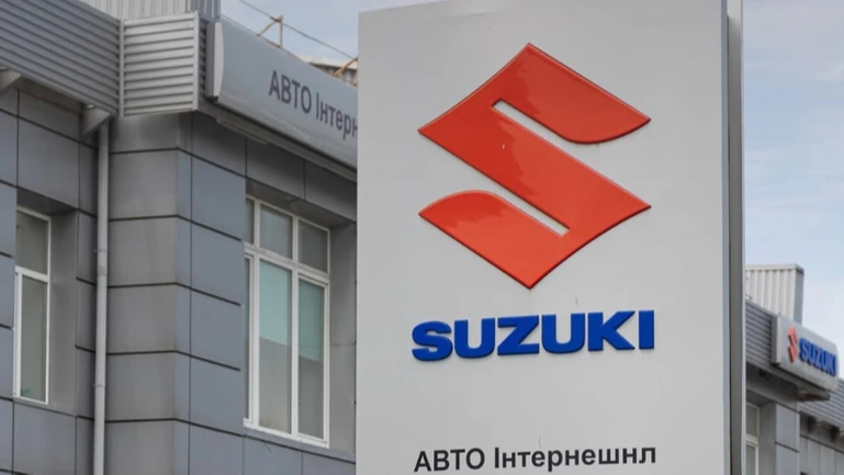 Consequences of attack on Kyiv: Suzuki dealer's showrooms damaged