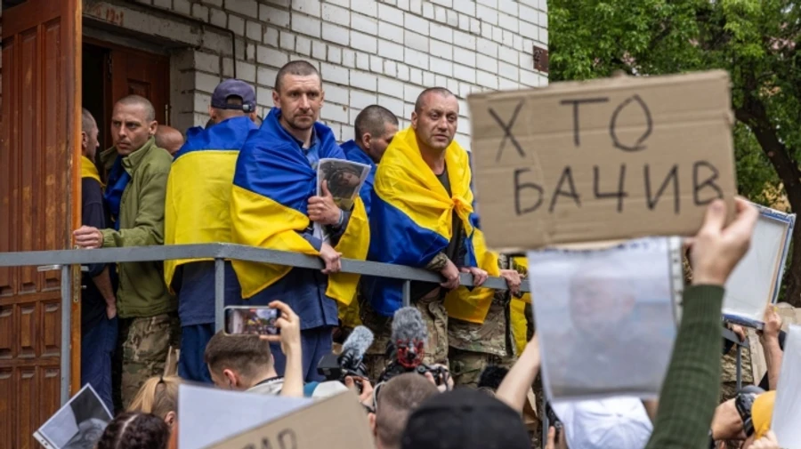 Еще более 300 защитников вернули из российского плена