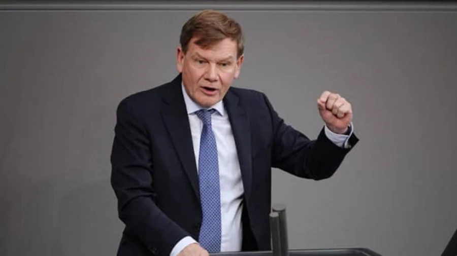 Главу МЗС Німеччини закликають домагатися призупинення права голосу Угорщини в ЄС