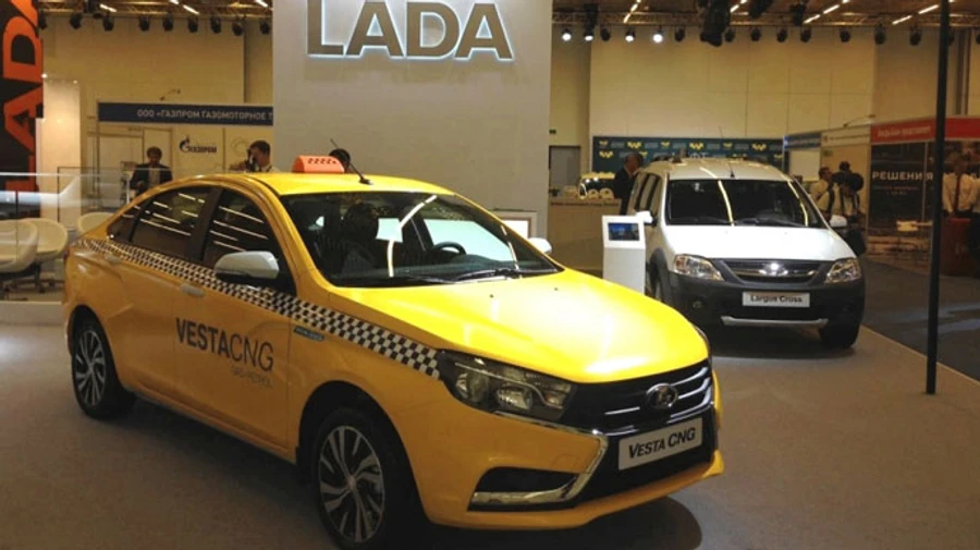 Russia wants all taxi drivers to drive Lada, drivers oppose