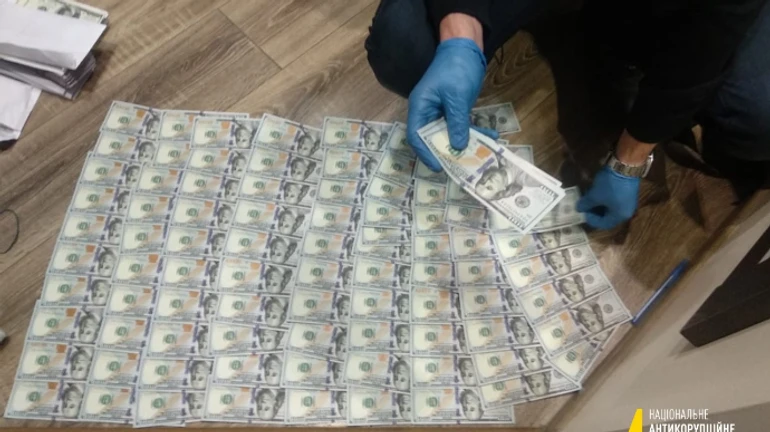 НАБУ вручило першу підозру у недостовірному декларуванні: пощастило брату судді Вовка