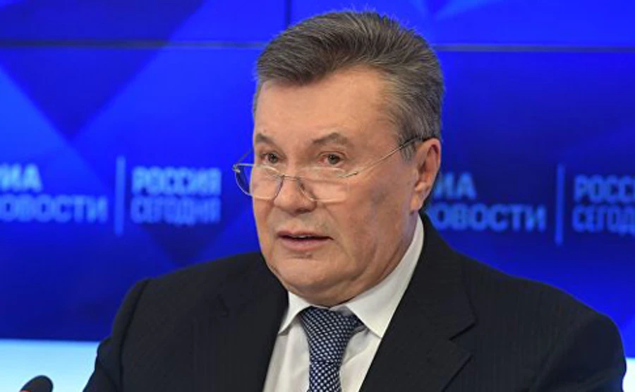 Захист Януковича просить виправити вирок  