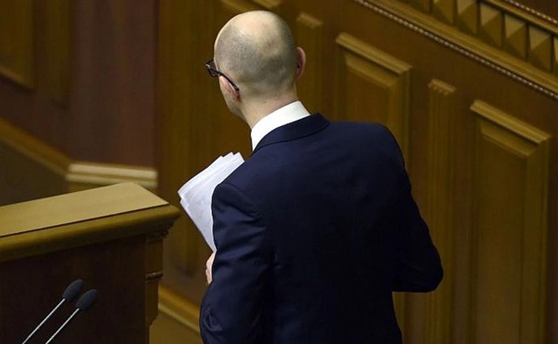 Якщо йдеш – іди. Як в АП вмовляють Яценюка подати у відставку, і хто стане наступним прем'єром