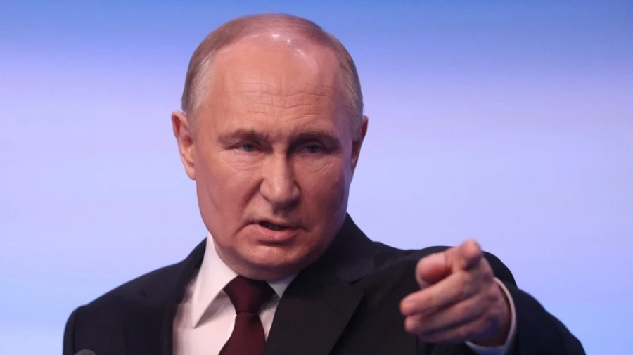 Путін заявив, що Україна має провести референдум стосовно територій