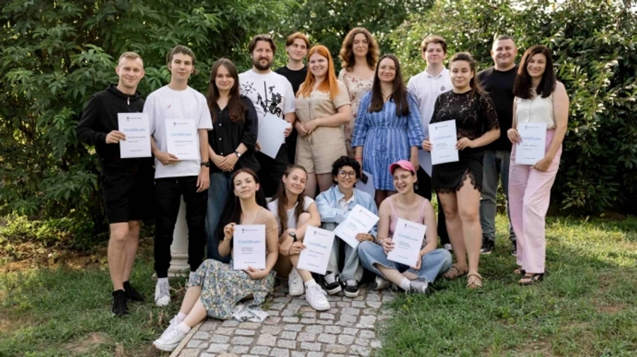 На 14 сертифікованих журналістів стало більше: як завершилася Школа журналістики Української правди