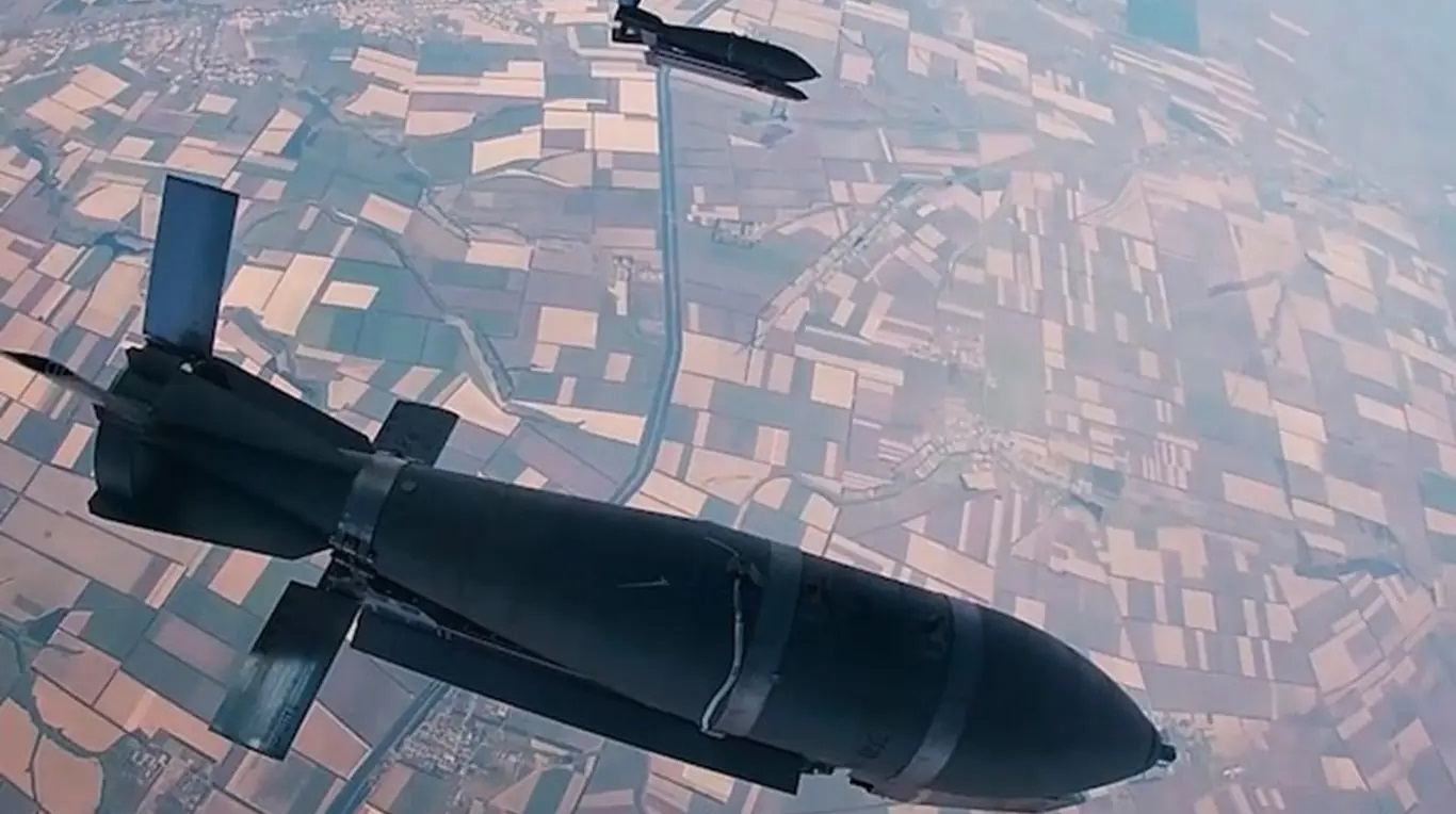 Росіяни в березні скинули на Україну майже 8 тисяч КАБів – Міноборони