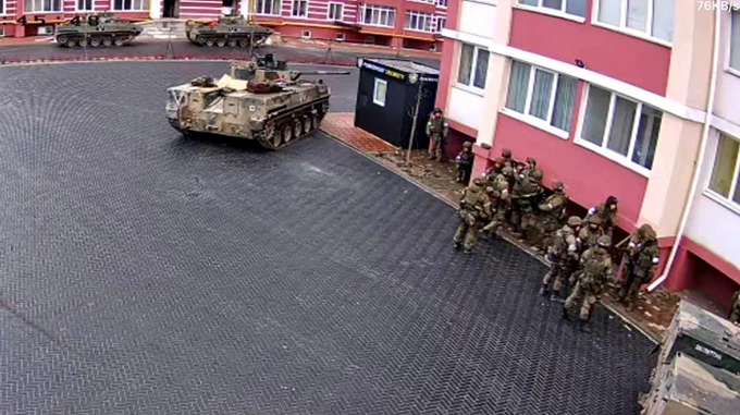 У Гостомелі у гаражі знайшли 11 трупів, на них тренувалися снайпери росіян – Аваков