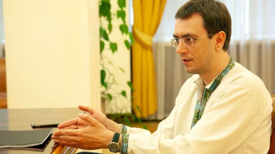 Омелян считает обыск приветом от Зеленского