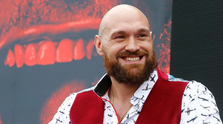 Тайсон Фьюри проведет бой против российского боксера: когда и где состоится поединок