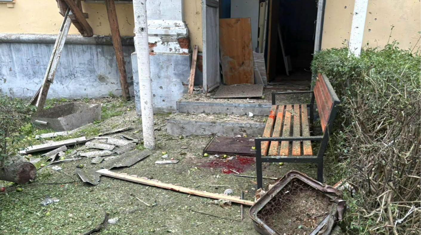 Росіяни атакували пожежну частину на Харківщині: поранено рятувальників