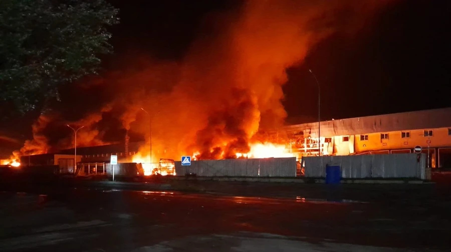 Russians hit key logistics hub and warehouses belonging to Ukrainian supermarket chains, killing six