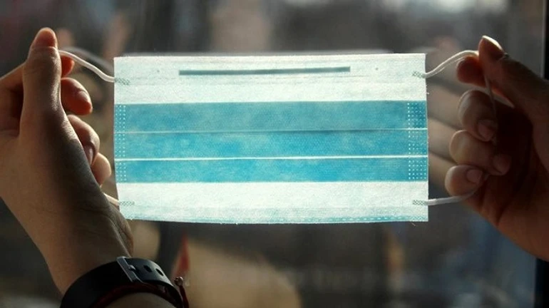 Украина 10-я в мире по количеству новых случаев COVID