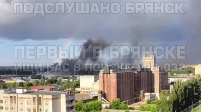 ГУРкіт у Брянську: дрони розвідки палять склади з ракетним паливом і ПММ – джерело