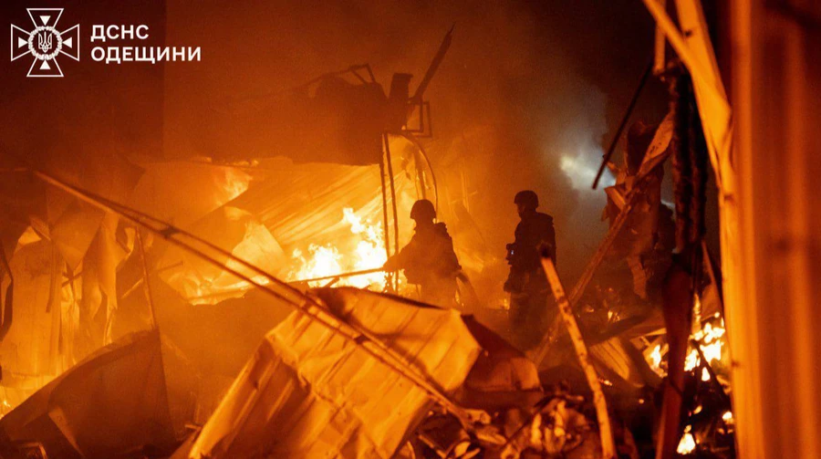 Россияне нанесли массированный удар по Одессе: есть пострадавший и повреждения инфраструктуры