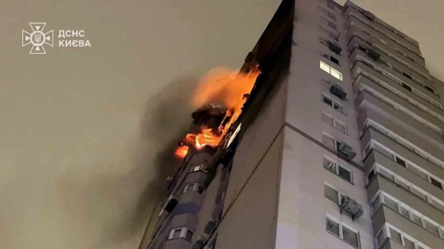 Fire breaks out in a high-rise building in Kyiv due to UAV attack: two people are injured – photos, video