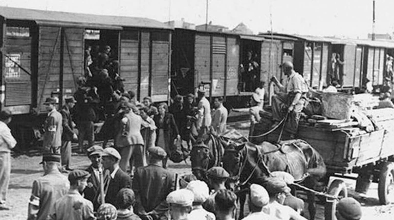 Забрали все. Навіть море і смак винограду. Інтерв'ю з істориком про депортацію кримських татар