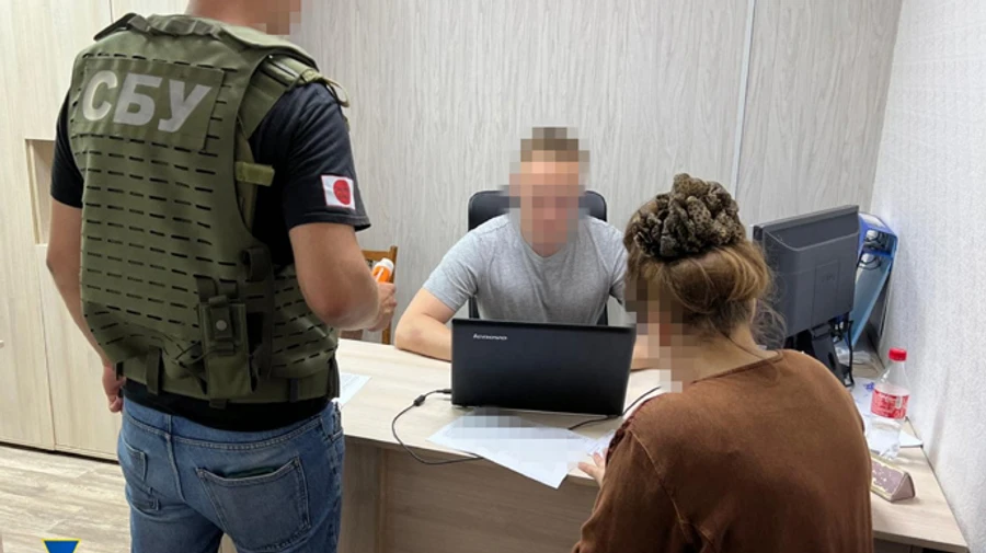 Residents of Bakhmut and Sloviansk leaked information about movement of Armed Forces of Ukraine – they are detained