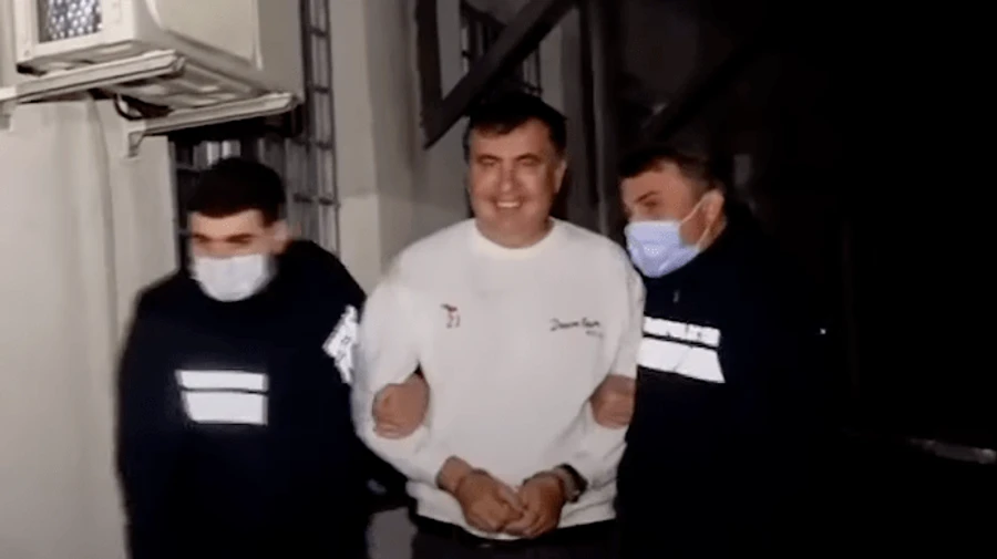На Саакашвілі завели ще одну справу, він оголосив голодування