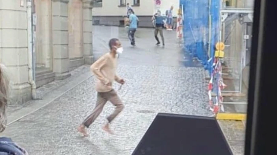 У Німеччині чоловік з ножем напав на перехожих: троє вбитих