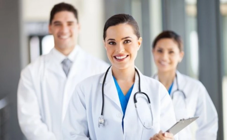 Медикам, що борються з COVID-19, збільшили зарплату – МОЗ