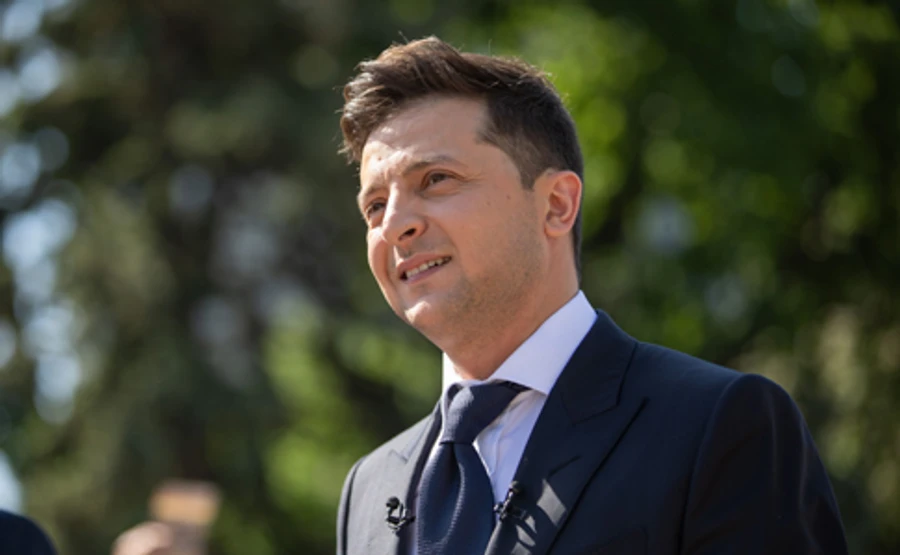 У Зеленського опублікували його перший указ 