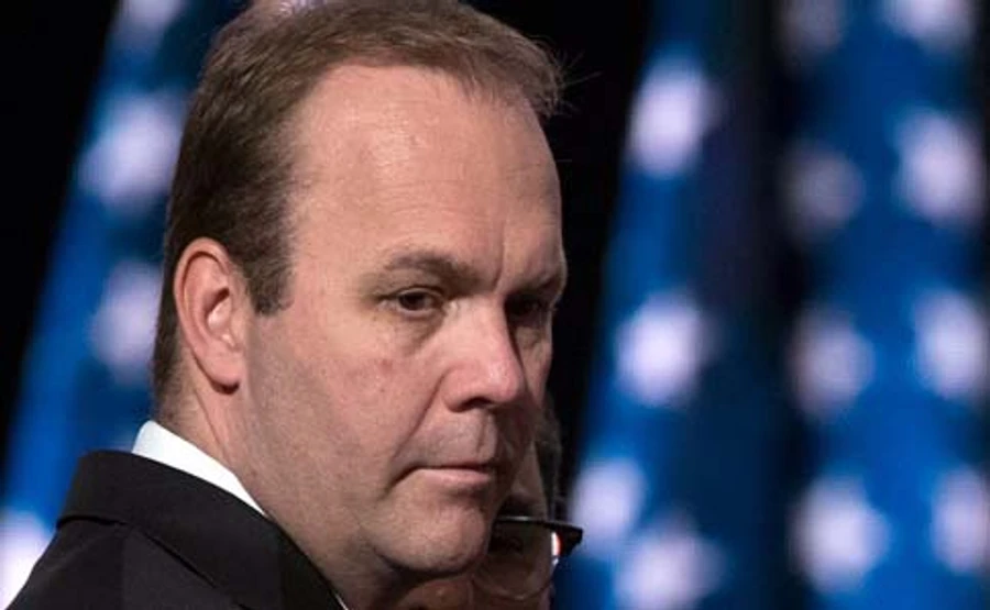 Экс-помощник Манафорта признал себя виновным в заговоре и лжи