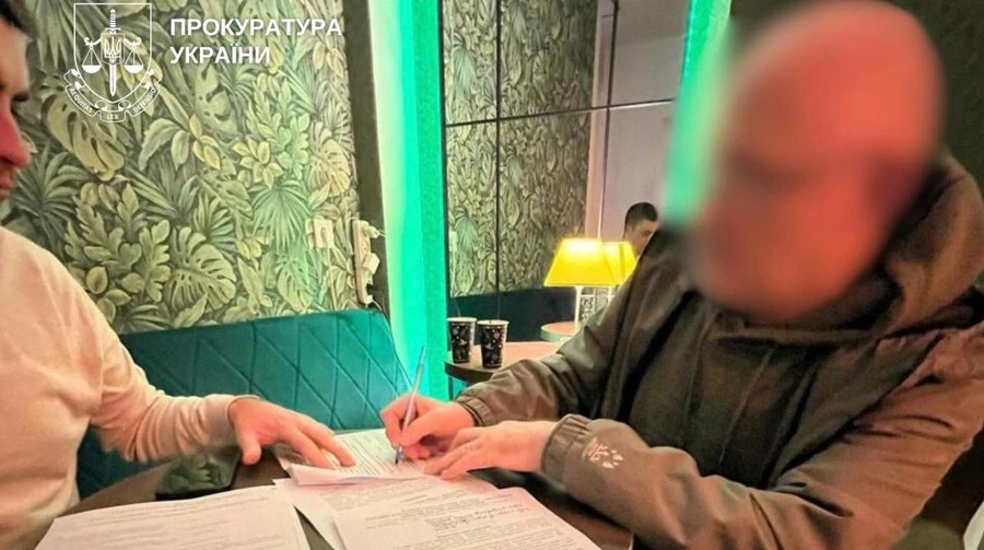 Двоє ошуканців виманили в американського добровольця ЗСУ понад 3 млн на лазерну диво-зброю