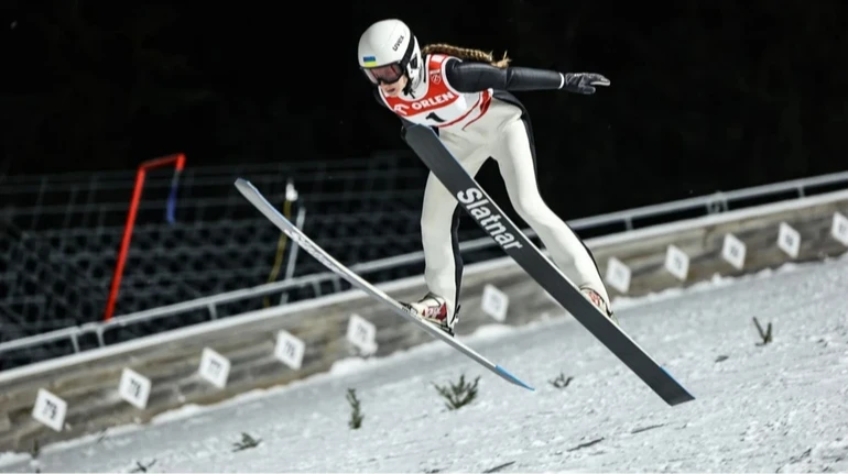 Глухова оновила рекорд України на юніорських чемпіонатах світу зі стрибків з трампліна