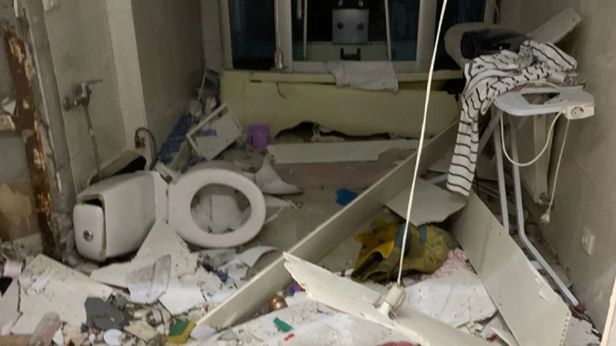 Grenade goes off in high-rise building in Kremenchuk, man taken to hospital