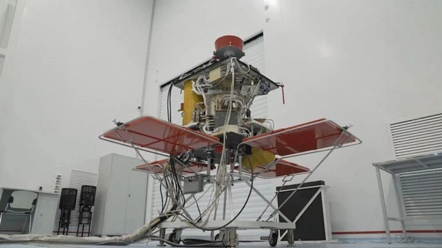 Space X перенесла запуск украинского спутника