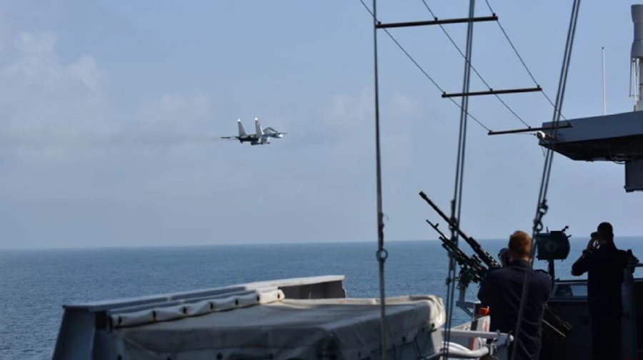 РФ объяснила новый инцидент в Черном море: защищали границу, украденную у Украины