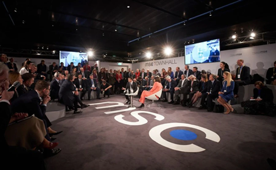 Зеленський: Не називайте Україну корумпованою, це вже неправда