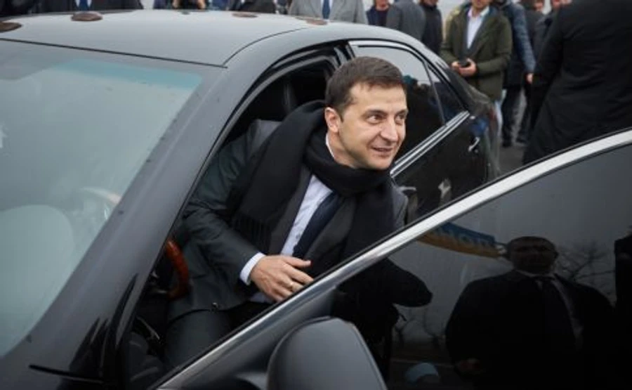 Зеленский сдал что-то в аренду и получил почти миллион – декларация