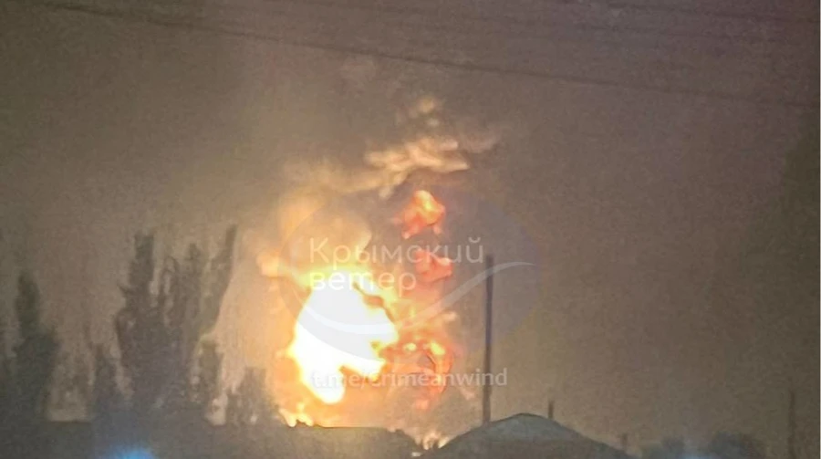 Explosions heard in occupied Crimea, oil depot on fire – photos, videos