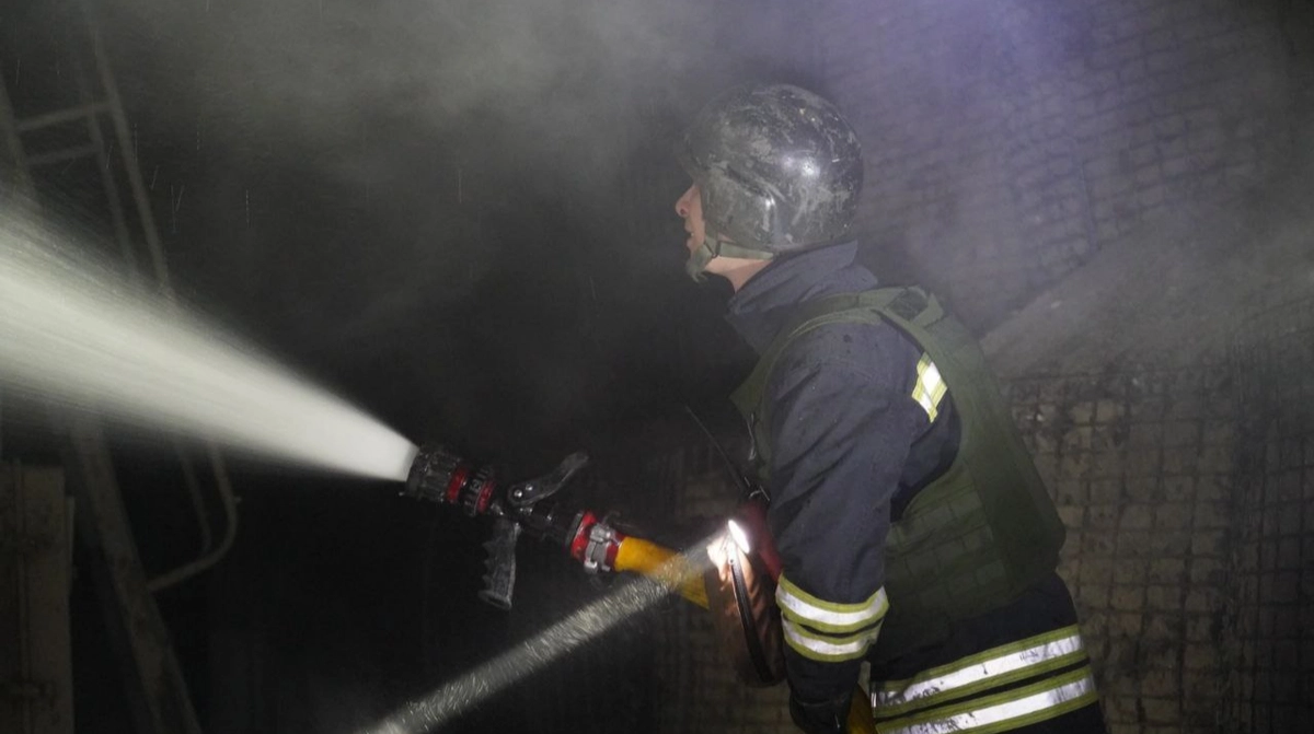 Russians launch large-scale drone attack on Cherkasy: extensive damage, 6 injured – photos