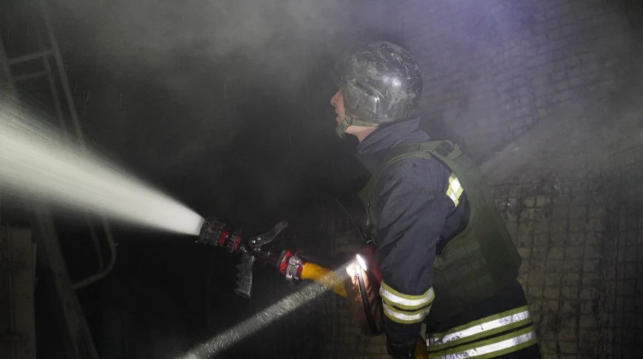 Russians launch large-scale drone attack on Cherkasy: extensive damage, 6 injured – photos