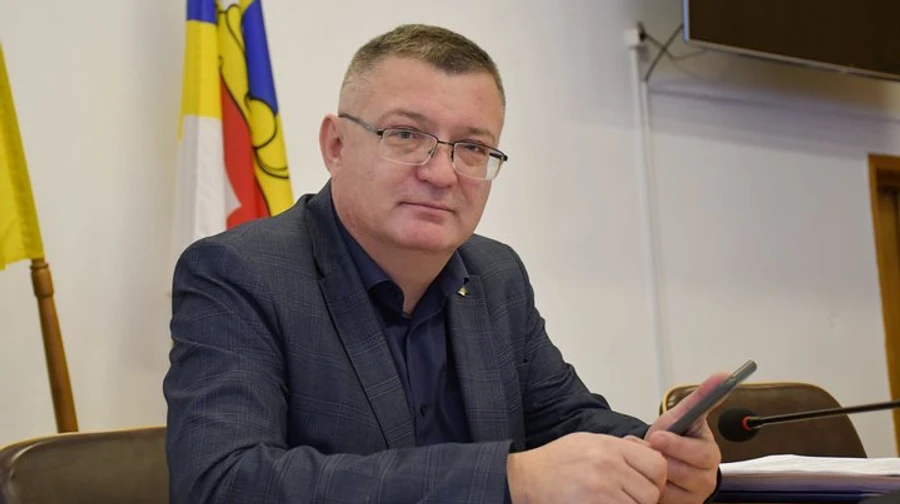 Девять лет тюрьмы и конфискация: ВАКС огласил приговор заместителю главы Ровенского облсовета