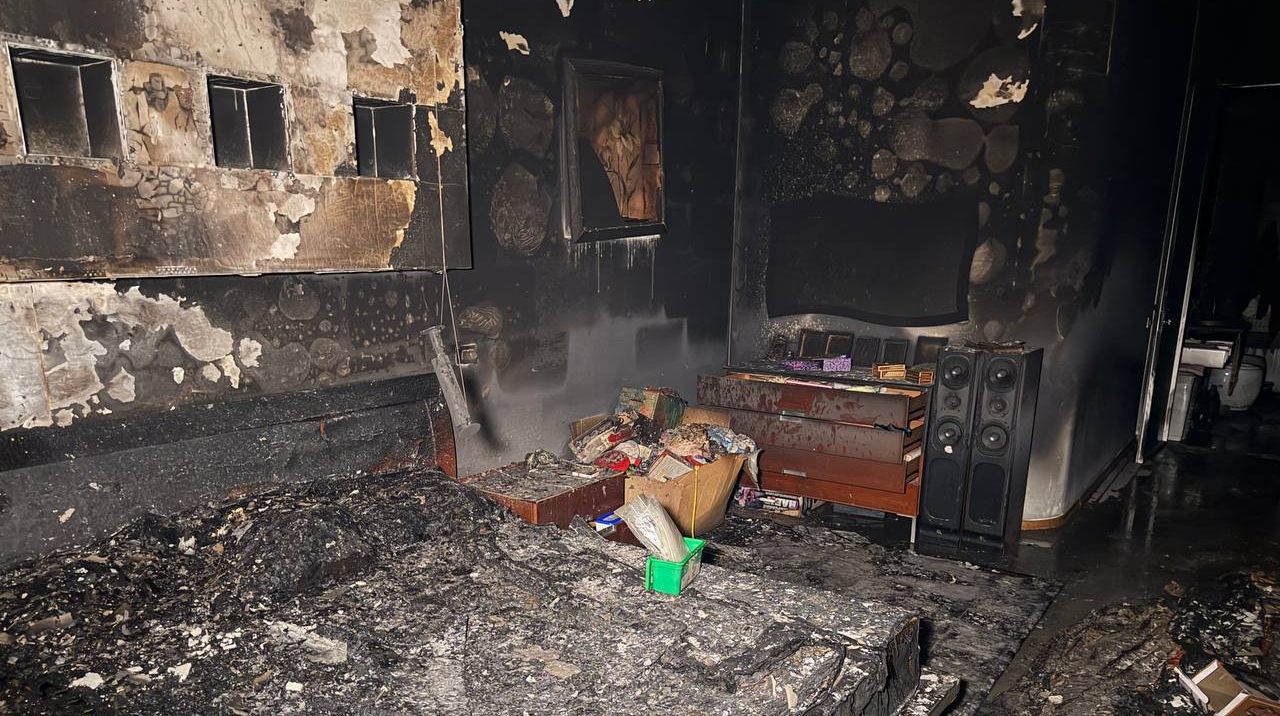 Russian drones strike residential buildings in Odesa: apartment destroyed, civilians injured – photos