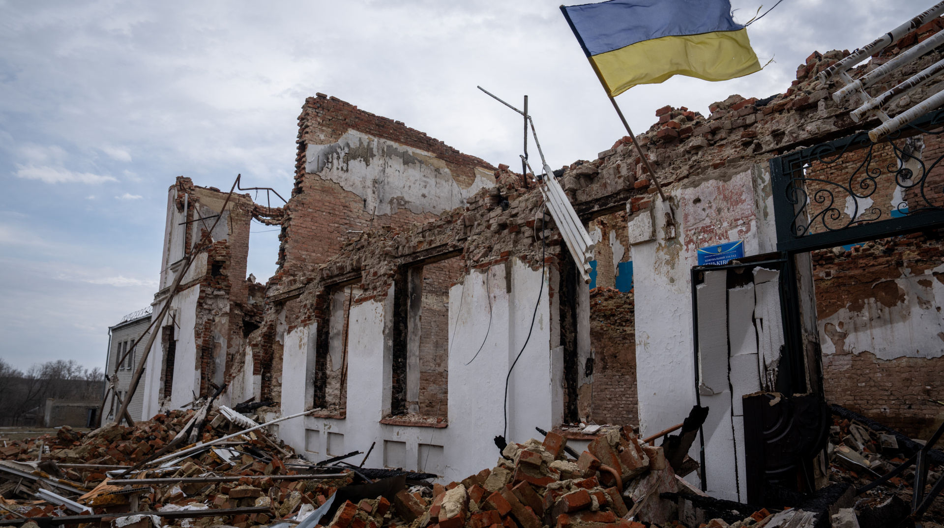Експосадовці з Європи та РФ непублічно зустрілись для обговорення припинення війни в Україні – ЗМІ