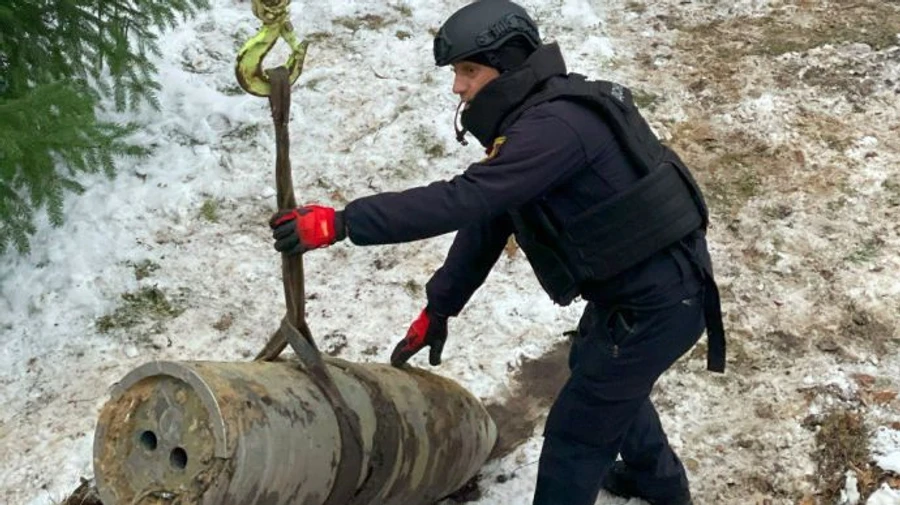 У Києві сапери знешкодили бойову частину російської ракети Кинджал