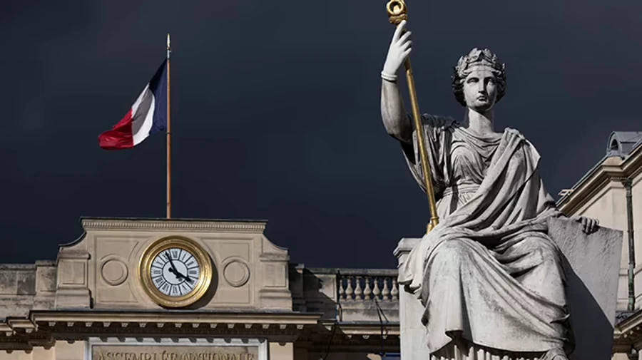 Франция призвала Китай не помогать России в войне