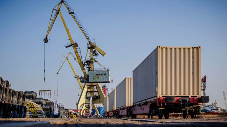 Металл, удобрения и древесина. Как Украина может вытеснить токсичные товары России и Беларуси с западных рынков