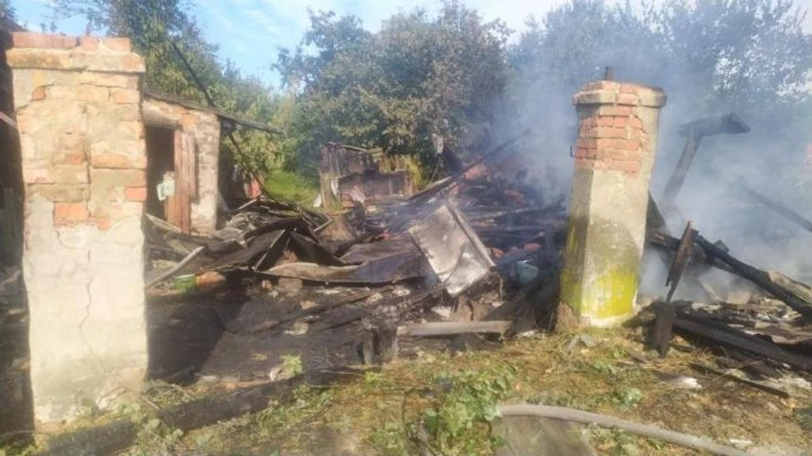 Russian army attacks Chernihiv Oblast: over 50 explosions, buildings damaged