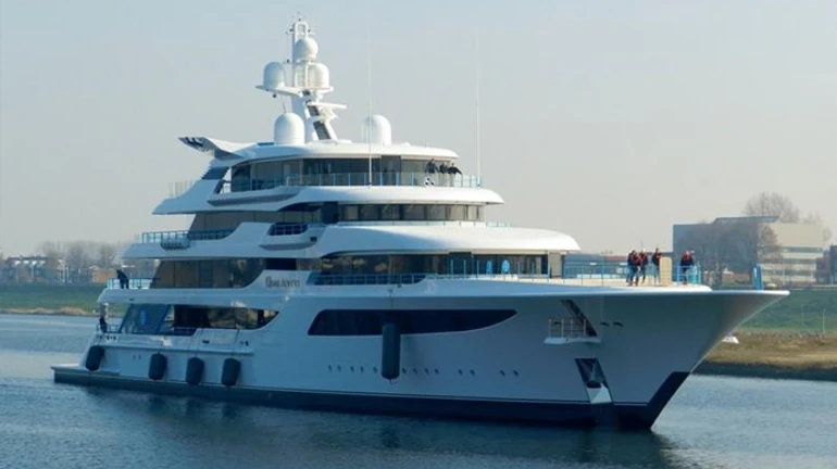 Яхту Медведчука спрятали от санкций – СМИ