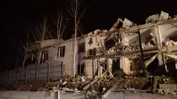 Man injured and houses damaged in Russian attack on Kyiv Oblast – photos