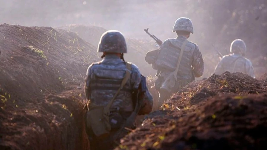 Азербайджан обвинил Армению в ночных обстрелах