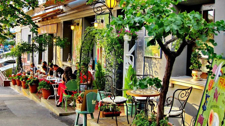 Кличко пообещал быстрые разрешения на летние площадки и плату в 1 гривну