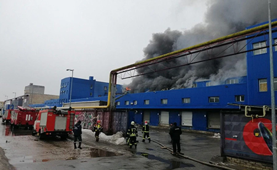 Площа пожежі в Києві збільшилася, є загроза розповсюдження – ДСНС