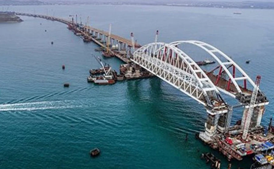 Керченский мост смещается - МинВОТ