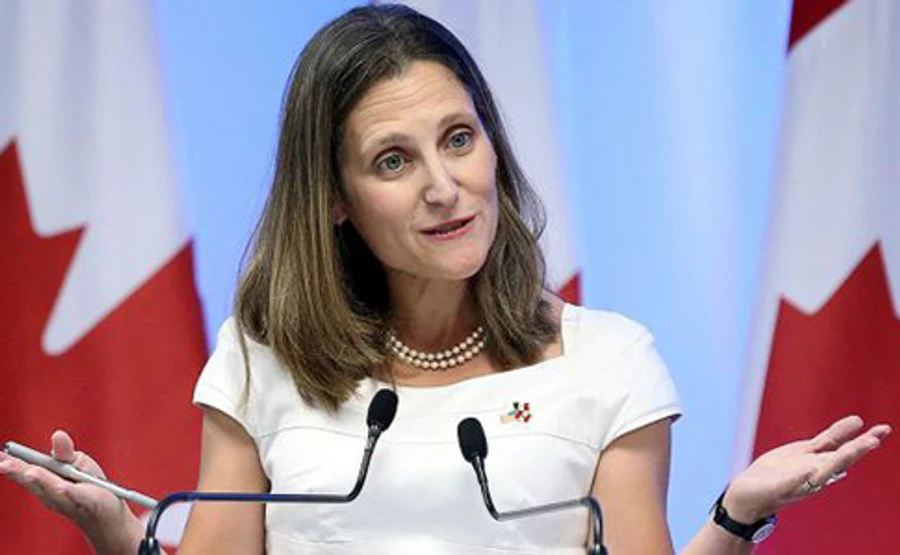 Фріланд скасувала візит до України